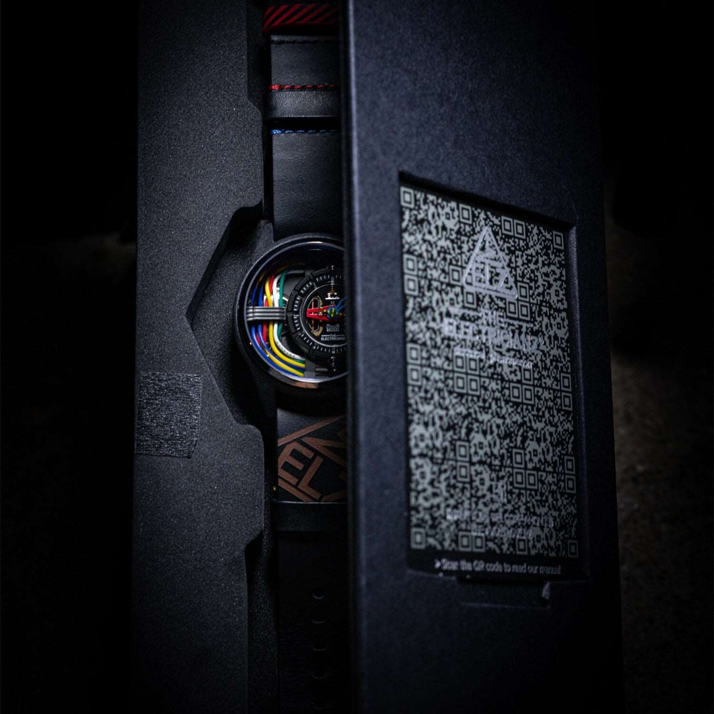 Electricianz Carbon Z Nato 42mm Quartz Electricianz