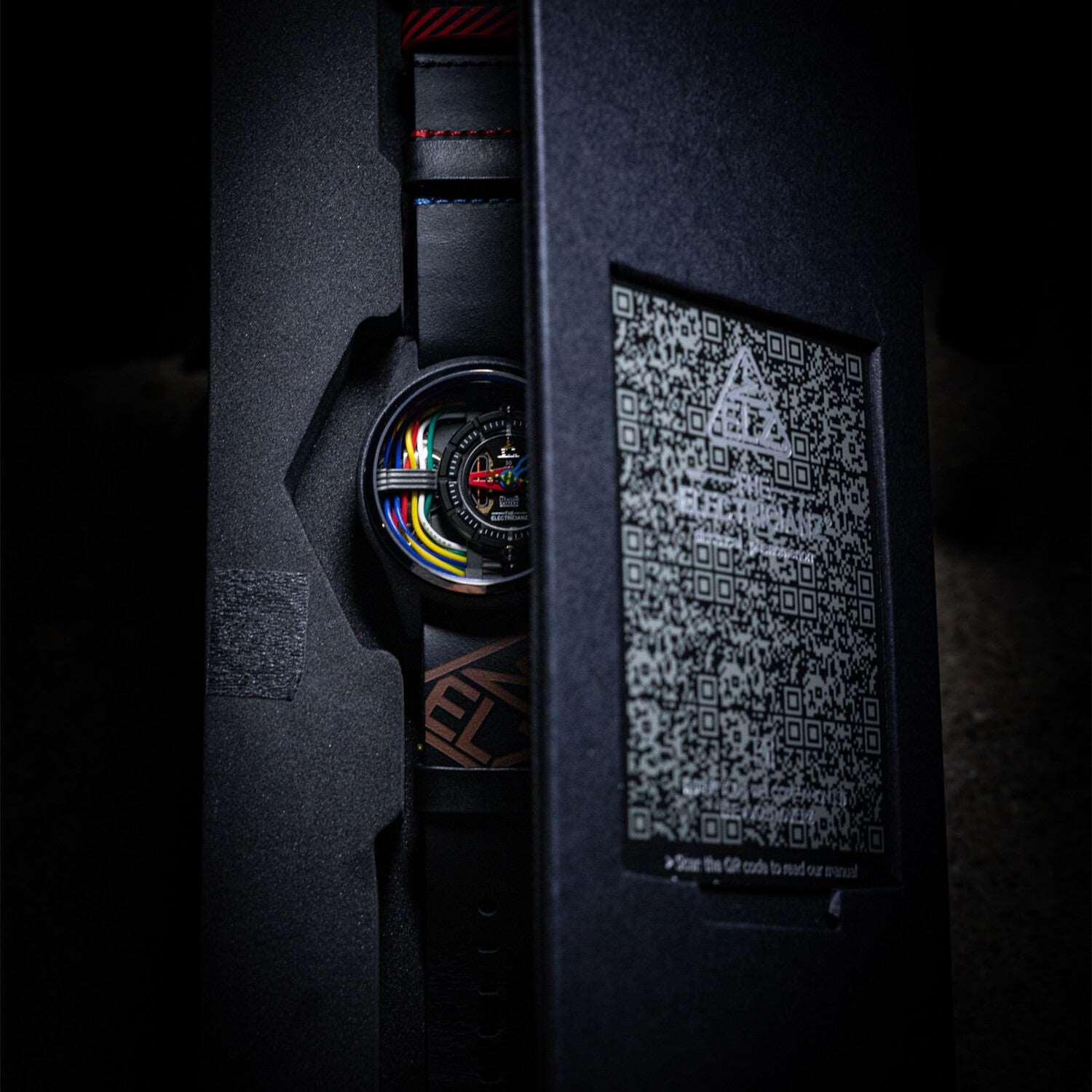 Electricianz Carbon Z Nato 42mm Quartz Electricianz