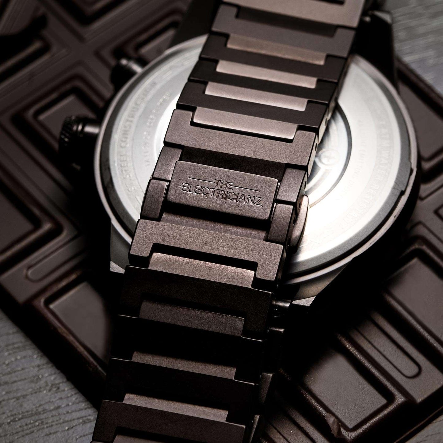 Electricianz The Brown Z Quartz Electricianz