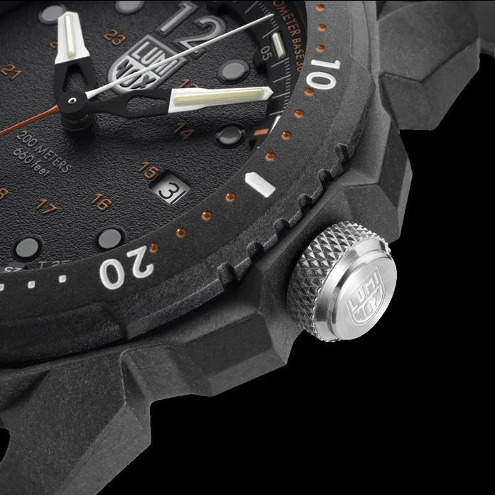 LUMINOX ICE-SAR 1050 Series LM1052 Luminox