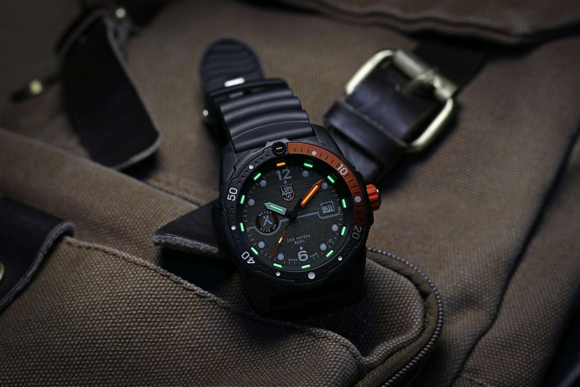 Luminox Bear Grylls Survival Never Give Up 3729 Luminox