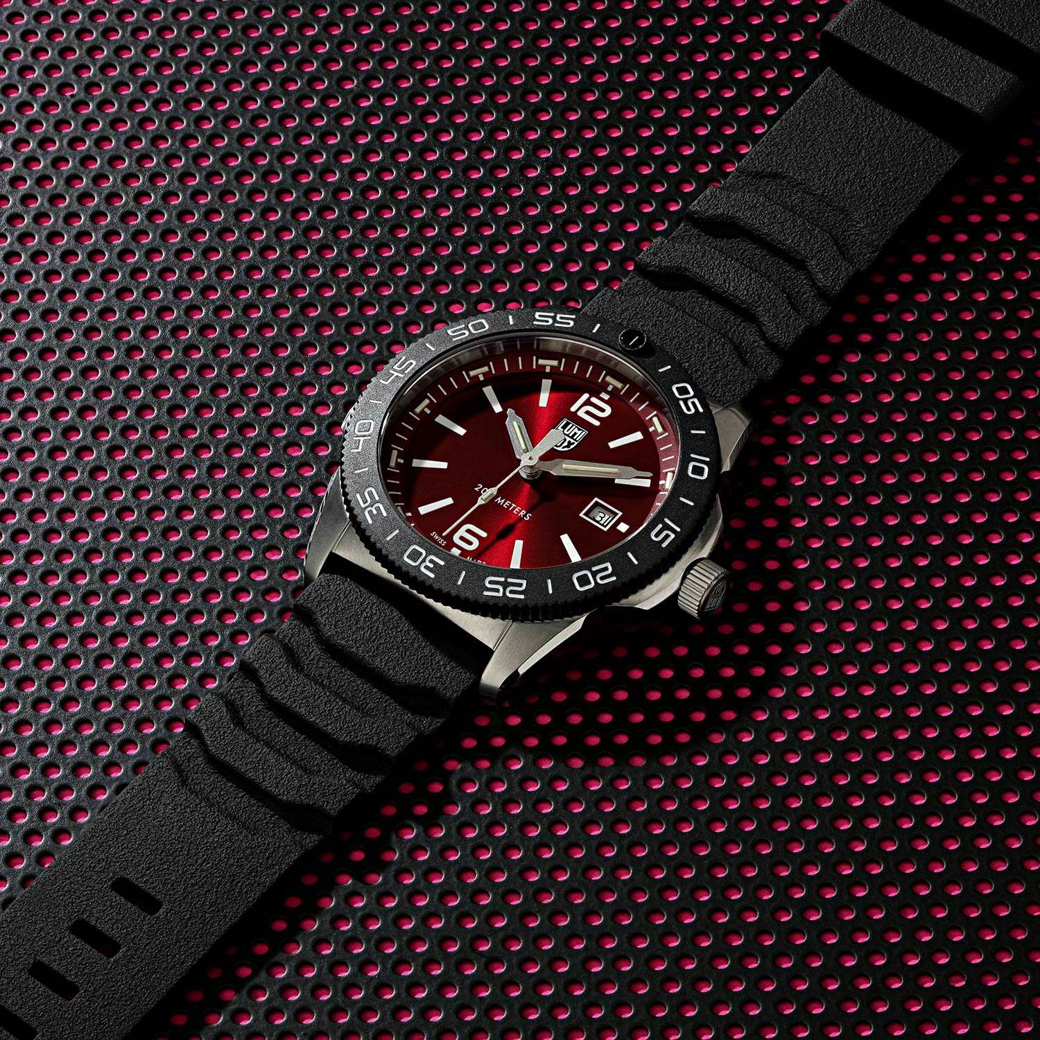 Luminox Pacific Diver Series 3135 Luminox