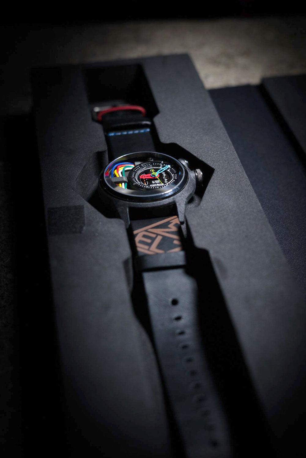 Electricianz Carbon Z Nato 42mm Quartz Electricianz
